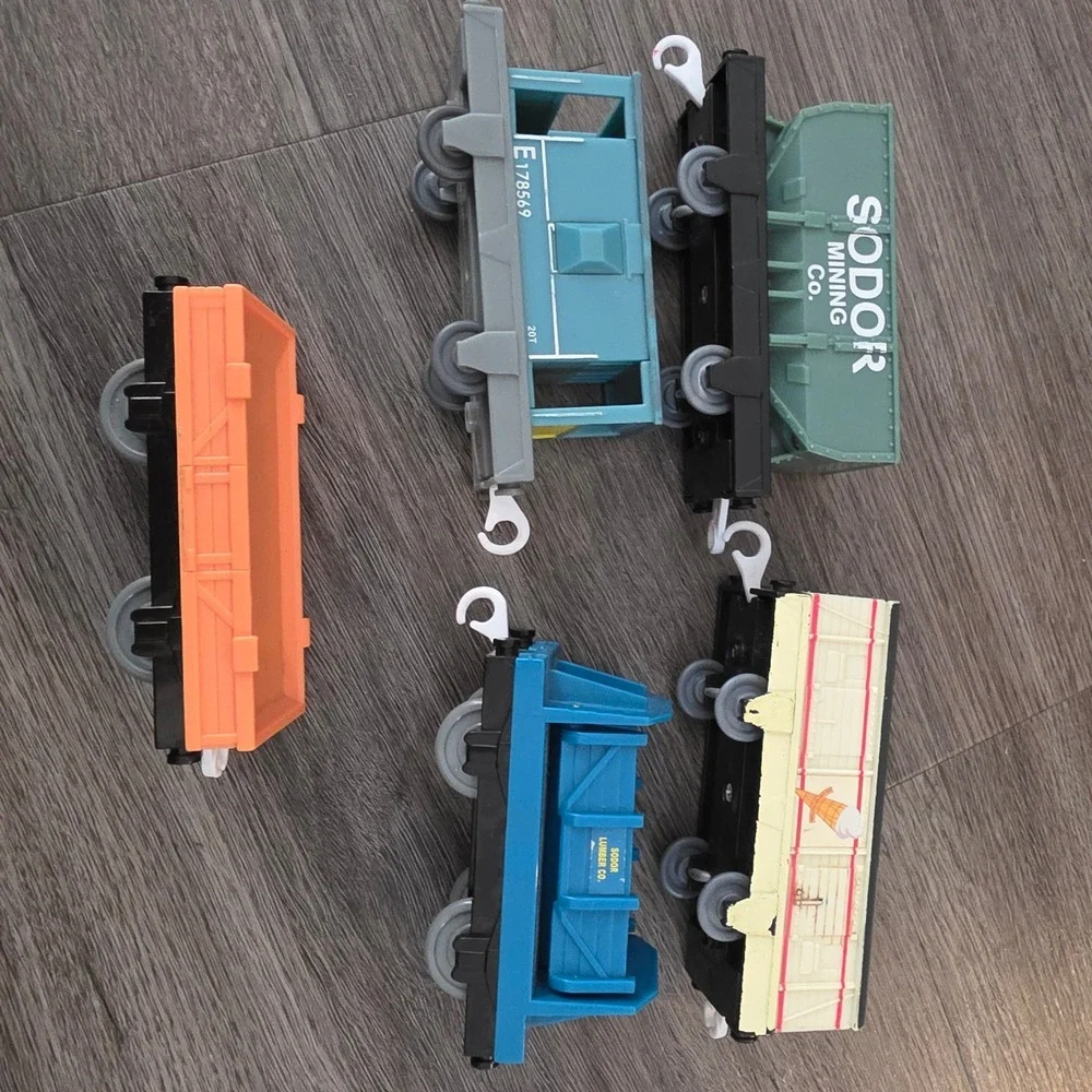Thomas & Friends TrackMaster Mega Lot of 69 Pieces. READ Description
